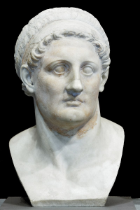 Busto de Ptolomeo I Sóter, rey de Egipto (305–282 a. C.) y fundador de la Dinastía Ptolemaica. (Mármol del siglo III a. C., Museo del Louvre).